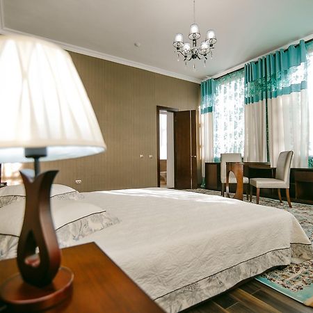 Hotel Inju Taraz Esterno foto