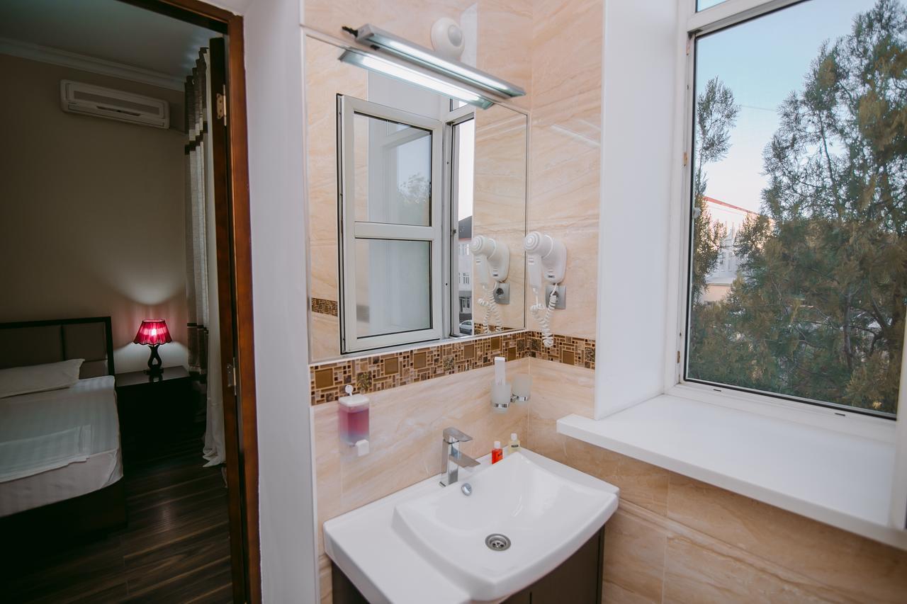 Hotel Inju Taraz Esterno foto