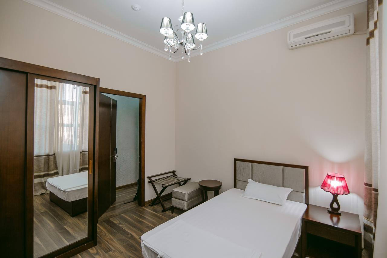 Hotel Inju Taraz Esterno foto